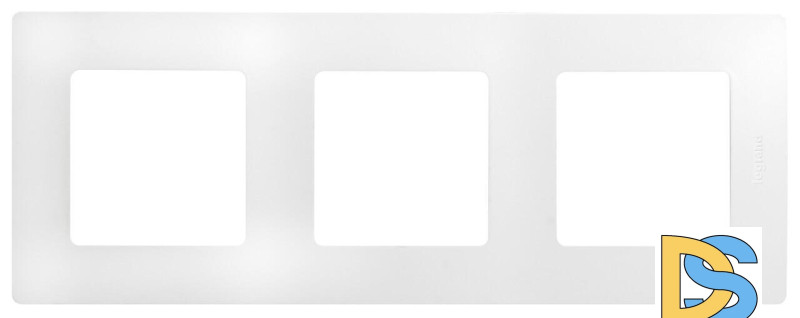 Рамка 3-постовая Legrand Etika белая 672503
