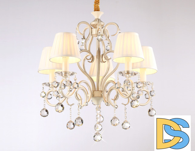 Подвесная люстра Ambrella Light Traditional TR4560