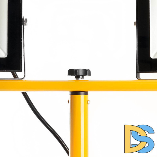 Светодиодный прожектор Feron LL502 на штативе 60W 29567