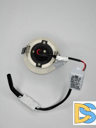 Встраиваемый светильник Elvan VLS-110224D-4.2W-WW-MlCo