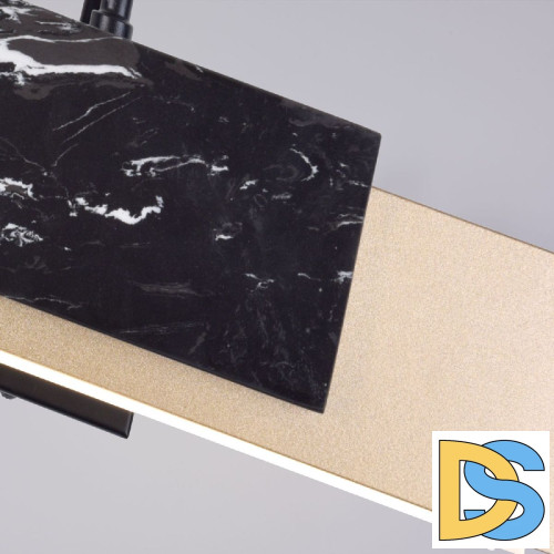 Настенный светильник Favourite Magestic 4110-1W