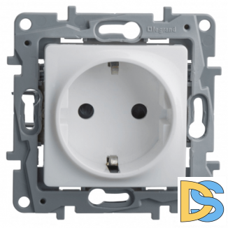 Розетка Legrand Etika с заземлением винтовые клеммы белая, 672221