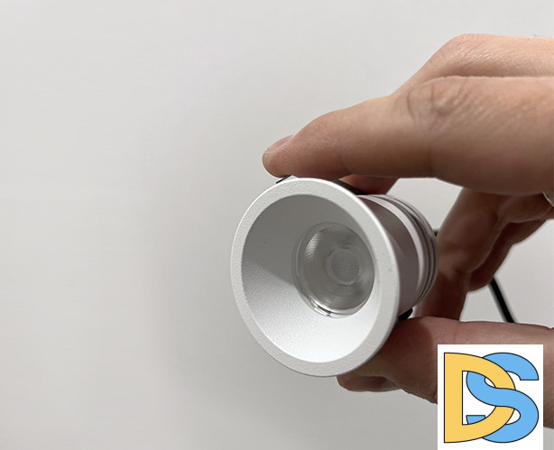 Встраиваемый светильник Italline DL 3027 white