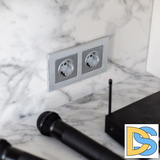 Рамка на 2 поста (алюминий) W0021706