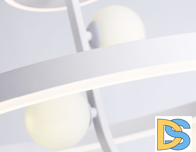 Люстра на штанге Ambrella Light Comfort LineTech FL66261